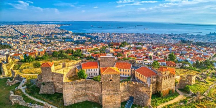 unb-banca-viagem-a-grecia-para-servidor-falar-sobre-‘direita-autoritaria’