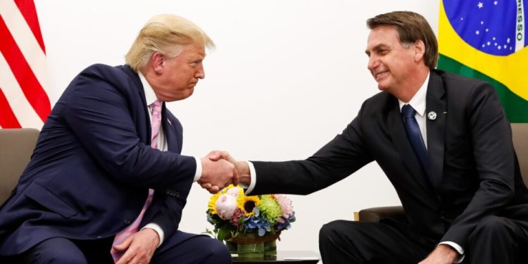 trump-defende-bolsonaro-e-diz-que-ex-presidente-e-seus-apoiadores-sao-vitimas-de-“caca-as-bruxas”
