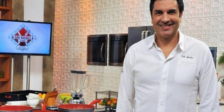 a-esquisita-homenagem-a-edu-guedes-em-programa-da-redetv