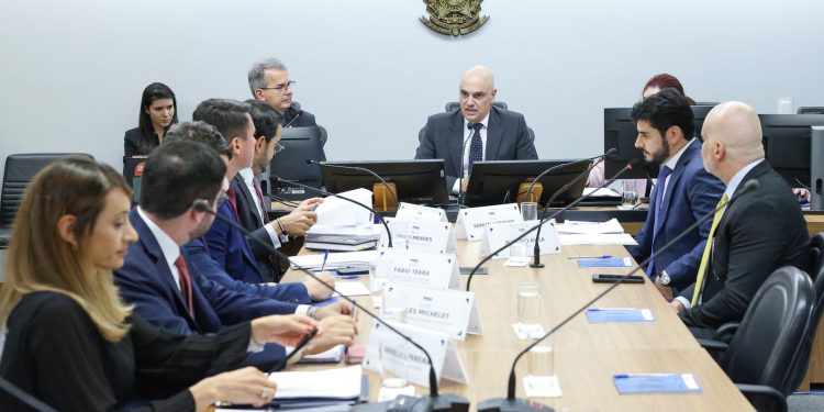 reuniao-entre-stf-e-congresso-sobre-iof-termina-sem-acordo