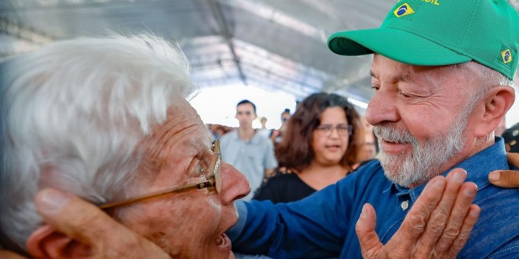 em-mg,-lula-anuncia-medidas-para-beneficiar-povos-tradicionais
