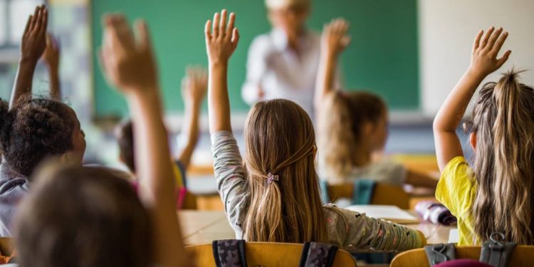 a-escola-entre-a-heranca-iluminista-e-os-dilemas-do-seculo-21