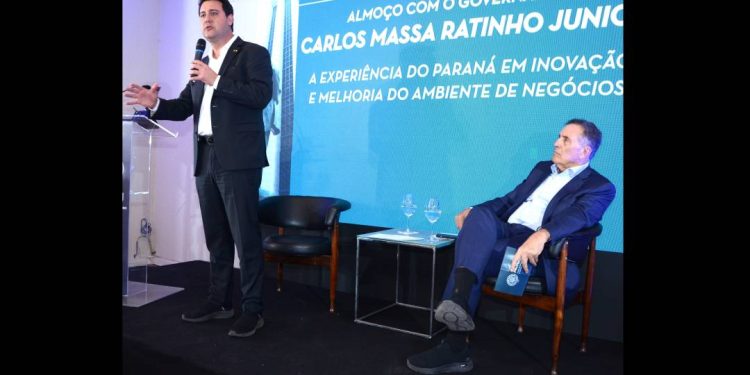 tenis-preto-com-terno:-codigo-de-vestimenta-de-empresarios!