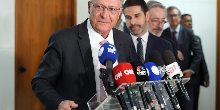 brasil-reforca-negociacoes-para-chegar-a-um-acordo-com-eua