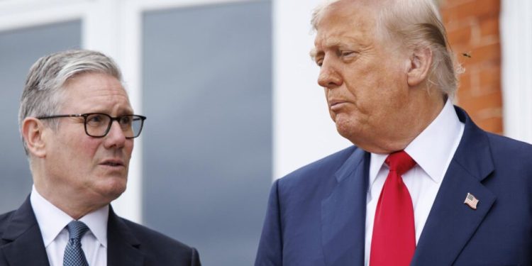 trump-anuncia-tarifas-entre-15%-e-20%-para-paises-que-nao-fecharem-acordo-com-os-eua