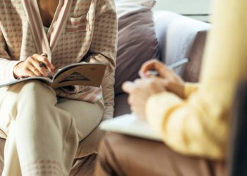 amplificadores-de-experiencias:-como-os-psicodelicos-estao-mudando-a-psicoterapia