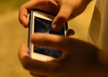 caminhos-da-reportagem-mostra-perigos-para-jovens-na-internet