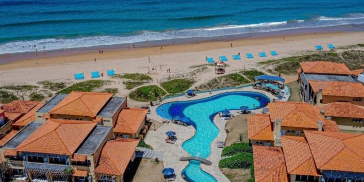 casal-argentino-e-furtado-dentro-de-hotel-em-buzios