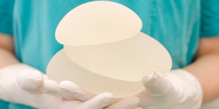 brasil-registra-primeiro-caso-de-cancer-raro-ligado-a-implante-de-silicone