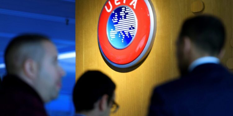 uefa-manda-recado-atribuido-a-israel-antes-de-partida:-“pare-de-matar-criancas,-pare-de-matar-civis”
