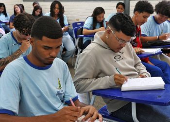 mec-orienta-escolas-na-escolha-de-livros-didaticos-para-o-ensino-medio