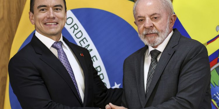 brasil-e-equador-firmam-acordos-de-cooperacao-contra-a-fome-e-pobreza