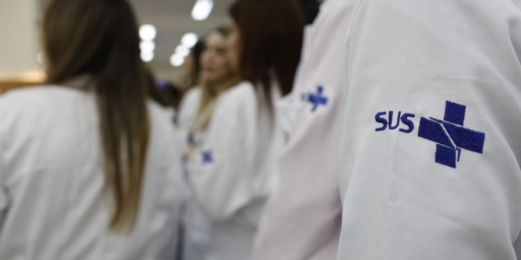 exame-de-residencia-bate-recorde-com-138-mil-candidatos-inscritos