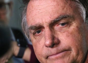 defesa-de-bolsonaro-nega-tentativa-de-fuga-e-pede-revogacao-da-prisao