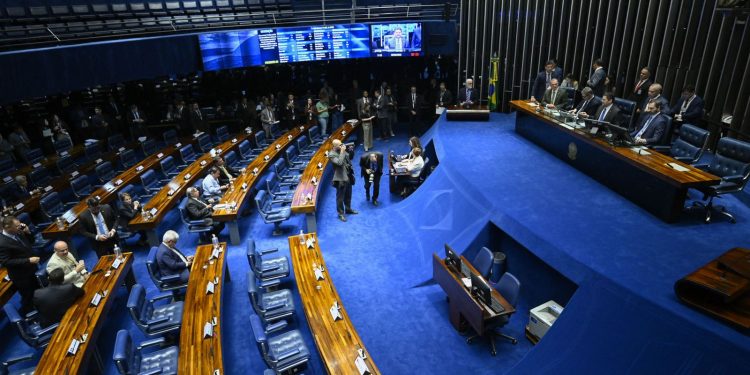 agenda:-senado-deve-votar-“eca-digital”-e-mudancas-na-ficha-limpa