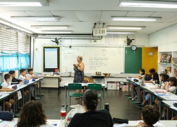 carteira-nacional-do-professor-sera-entregue-em-outubro,-anuncia-mec