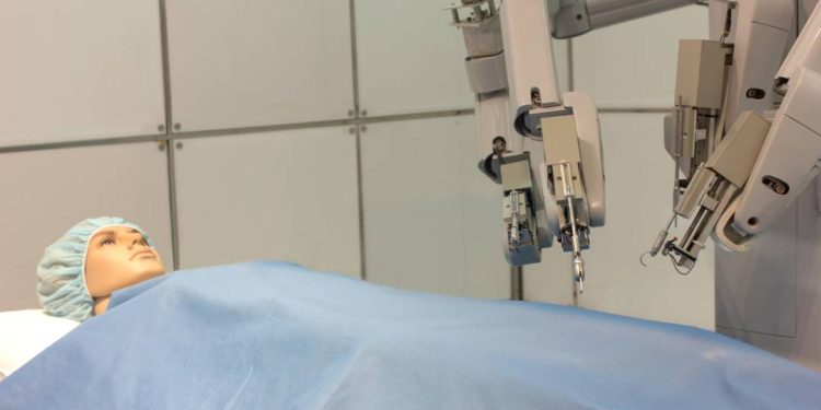 cirurgia-robotica-no-sus-e-avanco-para-a-saude-financeira-do-pais