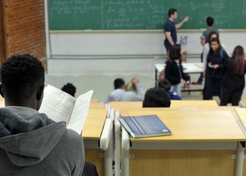 brasil-tem-maior-numero-de aluno-por-professor-em-faculdades-privadas