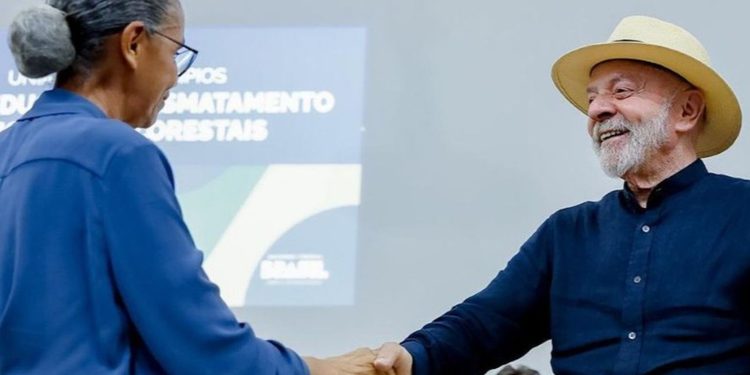 lula-lanca-programa-de-reducao-de-desmatamento-e-incendios-na-amazonia