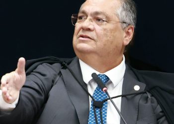 dino-vota-pela-condenacao-dos-oito-reus-do-nucleo-1-da-trama-golpista