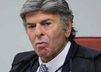 julgamento-da-trama-golpista:-fux-condena-mauro-cid-e-braga-neto