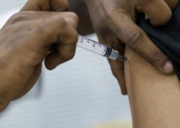 sindrome-respiratoria-aguda-grave-volta-a-crescer-no-df-e-goias