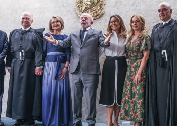 novo-presidente-do-stf,-fachin-reforca-compromisso-com-a-constituicao