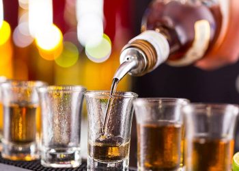 metanol-em-bebida:-como-identificar-uma-possivel-intoxicacao