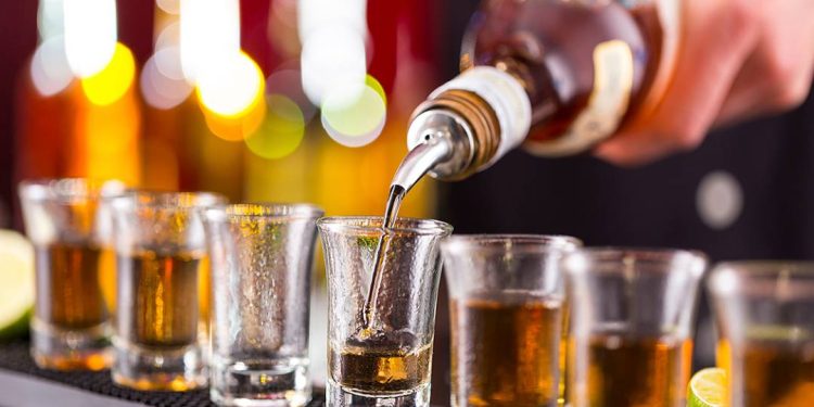 metanol-em-bebida:-como-identificar-uma-possivel-intoxicacao
