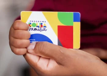 beneficiarios-com-nis-2-ja-podem-sacar-bolsa-familia-de-outubro
