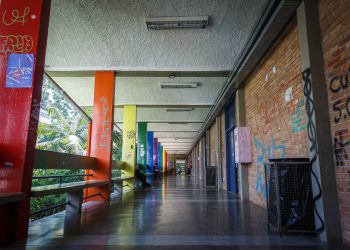 folha-e-farias-brito-comentam-a-prova-da-1a-fase-da-unicamp-no-domingo-(26)
