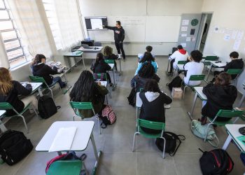 professores-de-16-estados-pressionam-por-mais-filosofia-e-sociologia