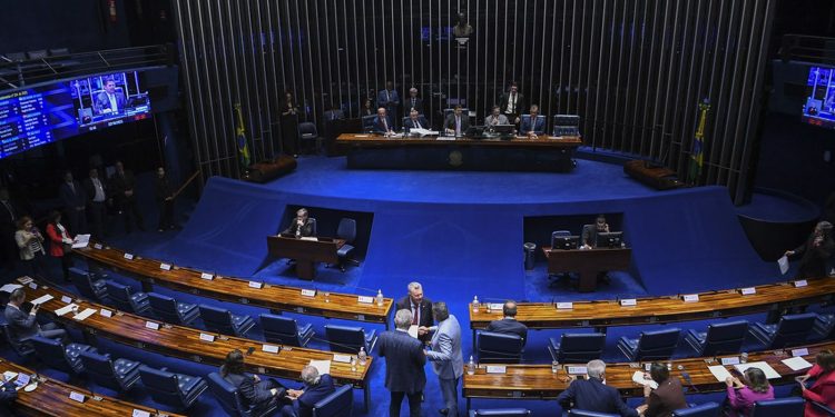 isencao-do-ir-ate-r$-5-mil,-bets,-sabatinas:-as-pautas-da-semana