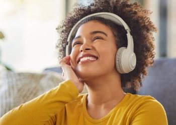 google-drive-cria-recurso-de-ia-para-transformar-textos-longos-em-podcasts