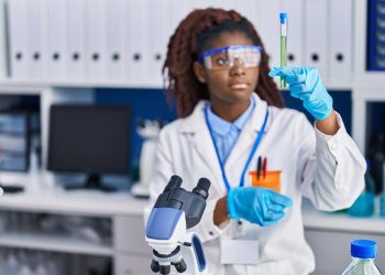 jovens-negros-chegam-a-universidade,-mas-nao-ao-mercado-de-trabalho