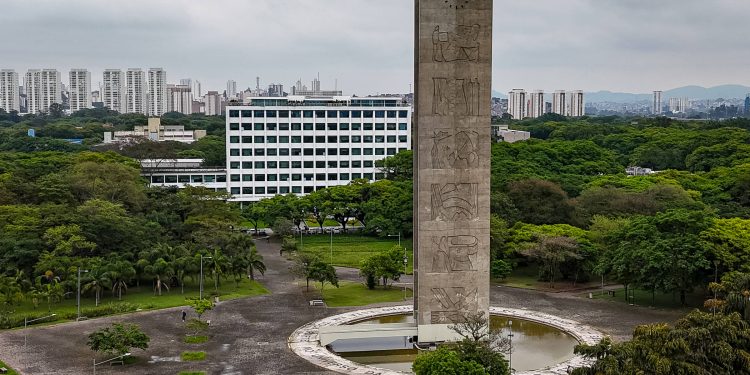 fuvest-divulga-notas-de-corte-da-1a-fase-do-vestibular;-medicina-mantem-lideranca