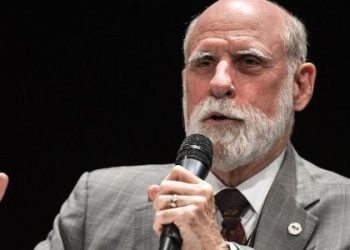 ‘parece-telefone-sem-fio’:-por-que-o-‘pai-da-internet’-desconfia-da-ia?
