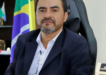 ministro-nunes-marques-suspende-afastamento-do-governador-do-tocantins
