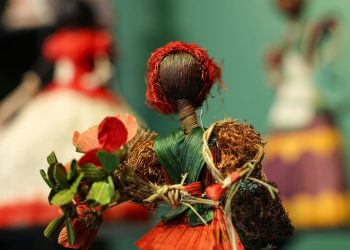 projeto-trabalha-mulheres-negras-na-historia-por-meio-de-bonecas