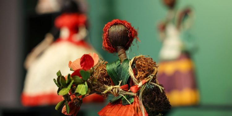 projeto-trabalha-mulheres-negras-na-historia-por-meio-de-bonecas