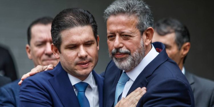 motta-sinaliza-que-pautara-cassacao-de-zambelli-e-glauber-nesta-quarta