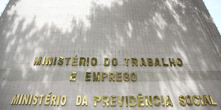 secretario-executivo-do-ministerio-da-previdencia-tem-prisao-decretada