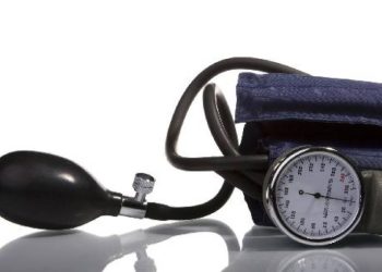medir-a-pressao-em-casa:-um-gesto-simples-que-salva-vidas