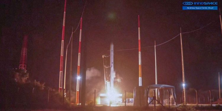 foguete-sul-coreano-explode-apos-ser-lancado-na-base-de-alcantara