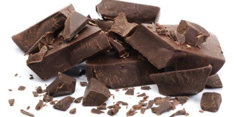 substancia-do-chocolate-amargo-pode-retardar-envelhecimento-biologico,-indica-pesquisa