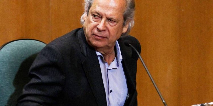 jose-dirceu-defende-ditadura-da-venezuela-e-chama-governadores-brasileiros-de-traidores