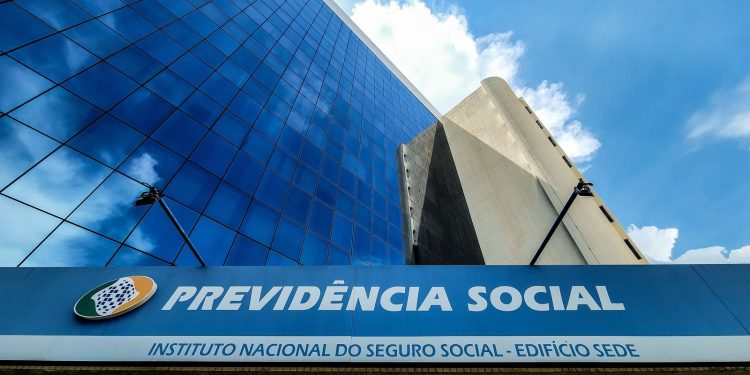 sancionada-lei-que-proibe-descontos-em-beneficios-do-inss
