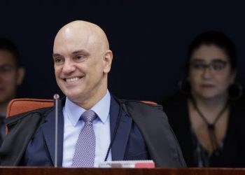 com-fachin-em-recesso,-moraes-assume-presidencia-do-stf