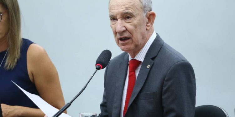 ex-chefao-do-pt-pede-cassacao-de-bolsonarista-que-associou-partido-de-lula-ao-narcotrafico