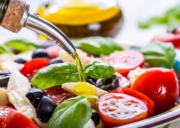 a-dieta-associada-ao-menor-risco-de-miopia,-segundo-novo-estudo